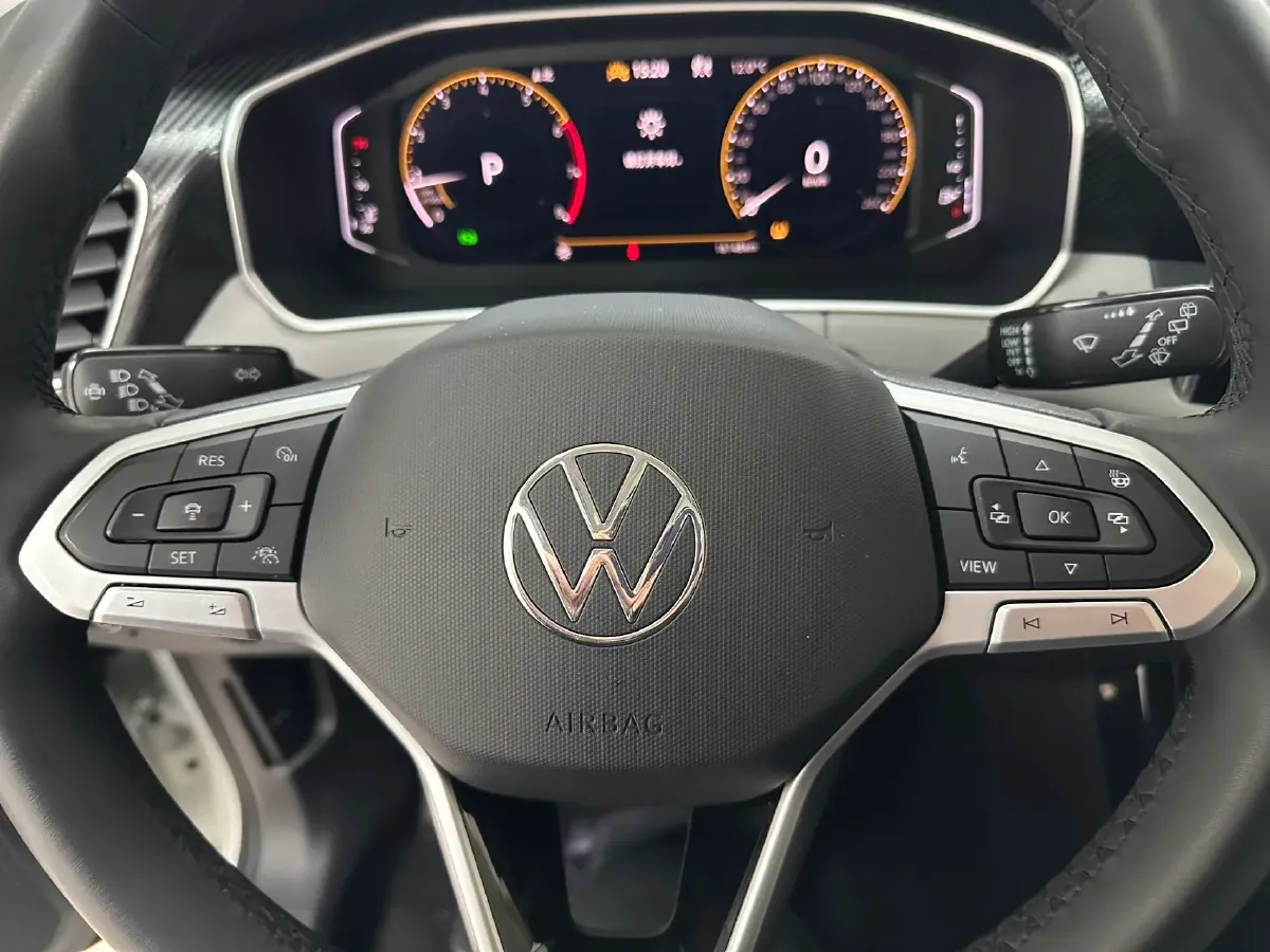 2023 Volkswagen Tayron 1.4T 150HP L4 7DCT,autocango,china used car exporter,china ev exporter,chinese used car exporter,chinese used ev exporter