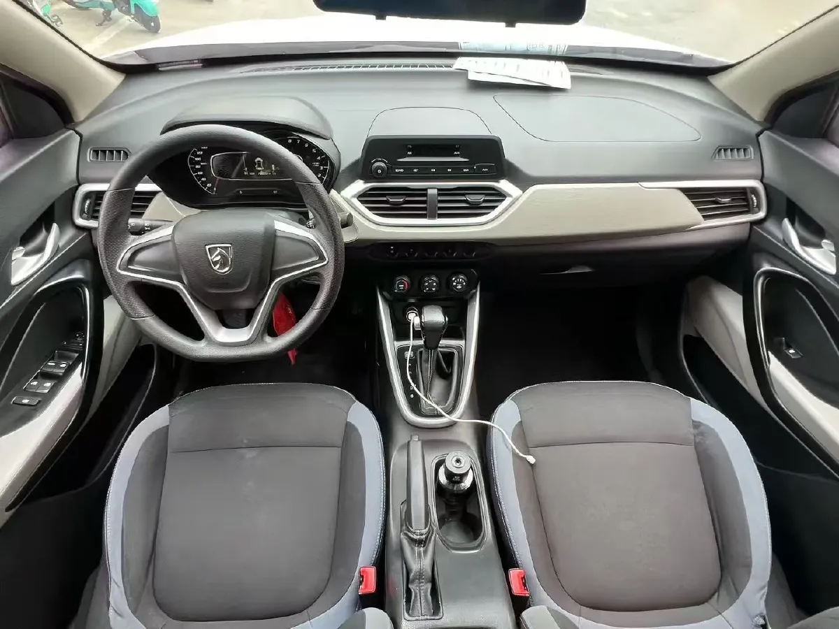 2021 BaoJun 510 1.5L 99HP L4 CVT,autocango,china used car exporter,china ev exporter,chinese used car exporter,chinese used ev exporter