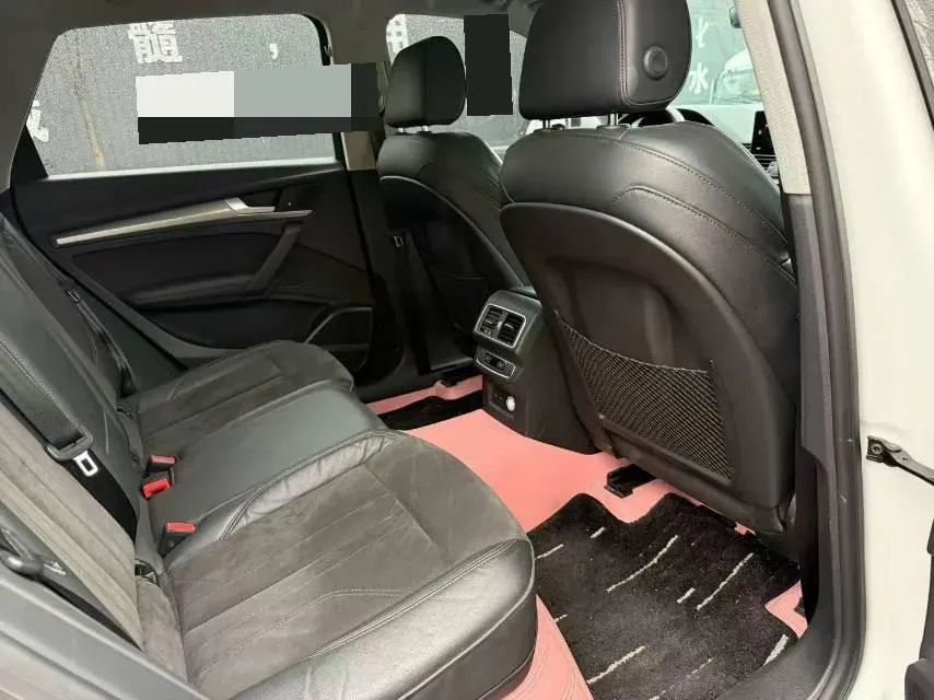 2020 Audi Q5L 2.0T 252HP L4 7DCT,autocango,china used car exporter,china ev exporter,chinese used car exporter,chinese used ev exporter