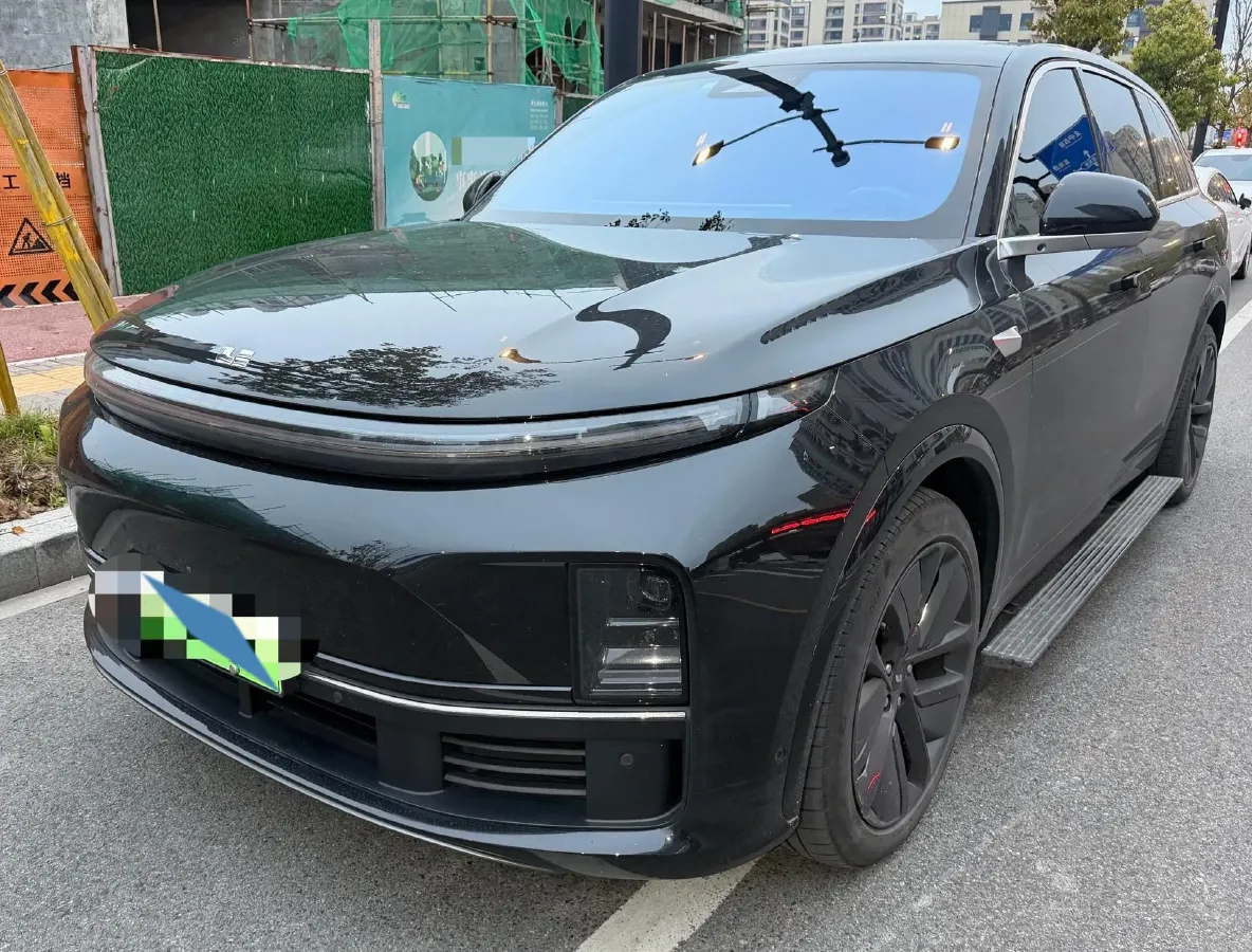 2023 Li L7 Range Extended 154HP REEV 40.9KWH,autocango,china used car exporter,china ev exporter,chinese used car exporter,chinese used ev exporter