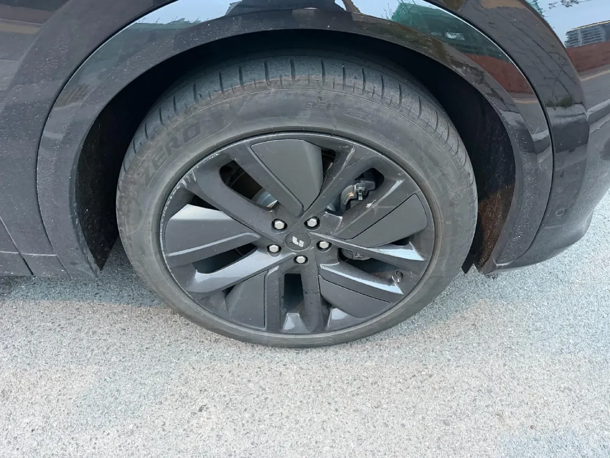 2023 Li L7 Range Extended 154HP REEV 40.9KWH,autocango,china used car exporter,china ev exporter,chinese used car exporter,chinese used ev exporter