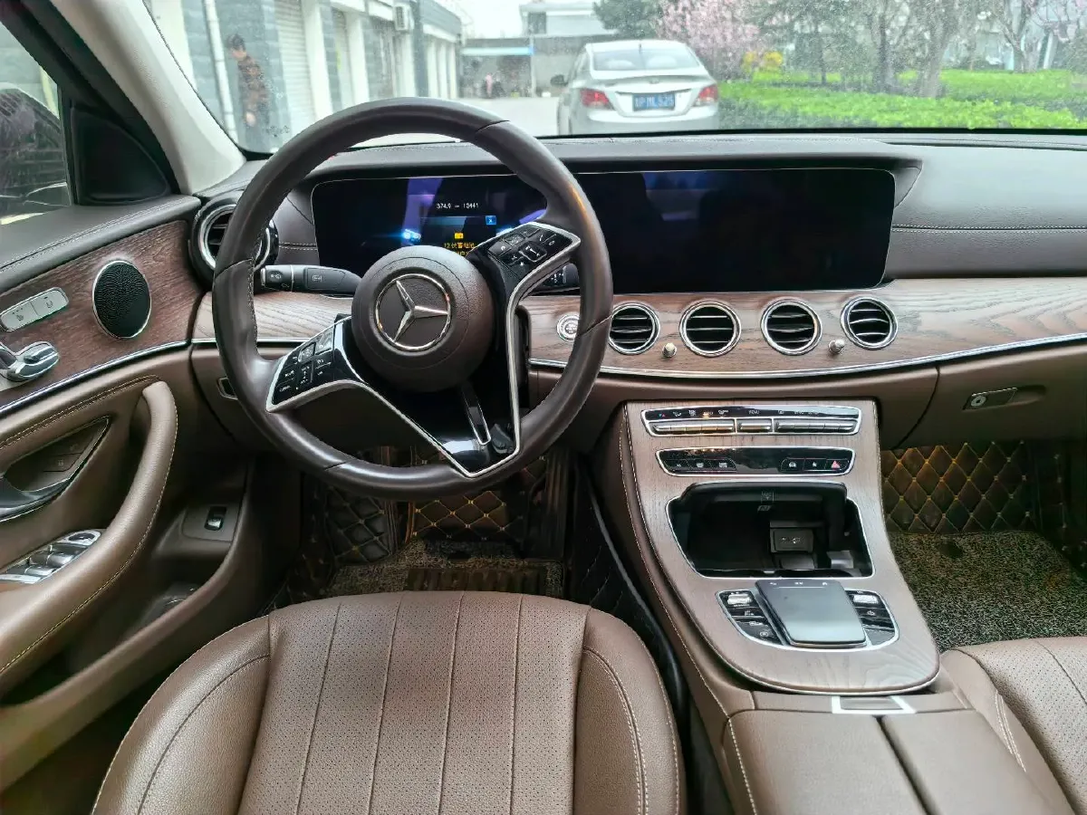 2023 Mercedes-Benz E Class 2.0T 258HP L4 9AT,autocango,china used car exporter,china ev exporter,chinese used car exporter,chinese used ev exporter