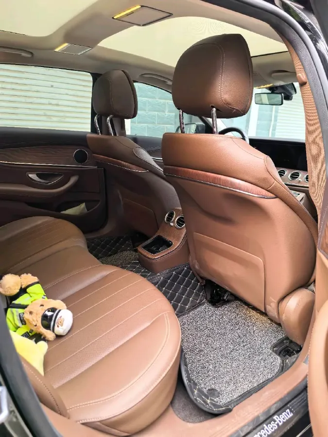 2023 Mercedes-Benz E Class 2.0T 258HP L4 9AT,autocango,china used car exporter,china ev exporter,chinese used car exporter,chinese used ev exporter