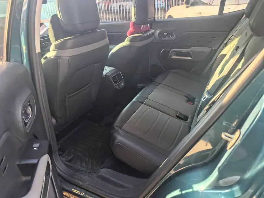 2022 Citroen C5 Aircross 1.6T 175HP L4 8AT,autocango,china used car exporter,china ev exporter,chinese used car exporter,chinese used ev exporter