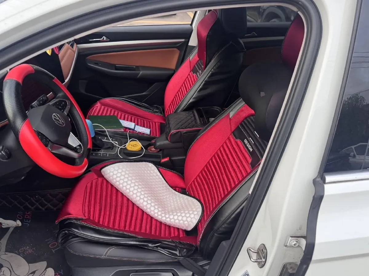 2023 Volkswagen Bora 1.2T 116HP L4 7DCT,autocango,china used car exporter,china ev exporter,chinese used car exporter,chinese used ev exporter