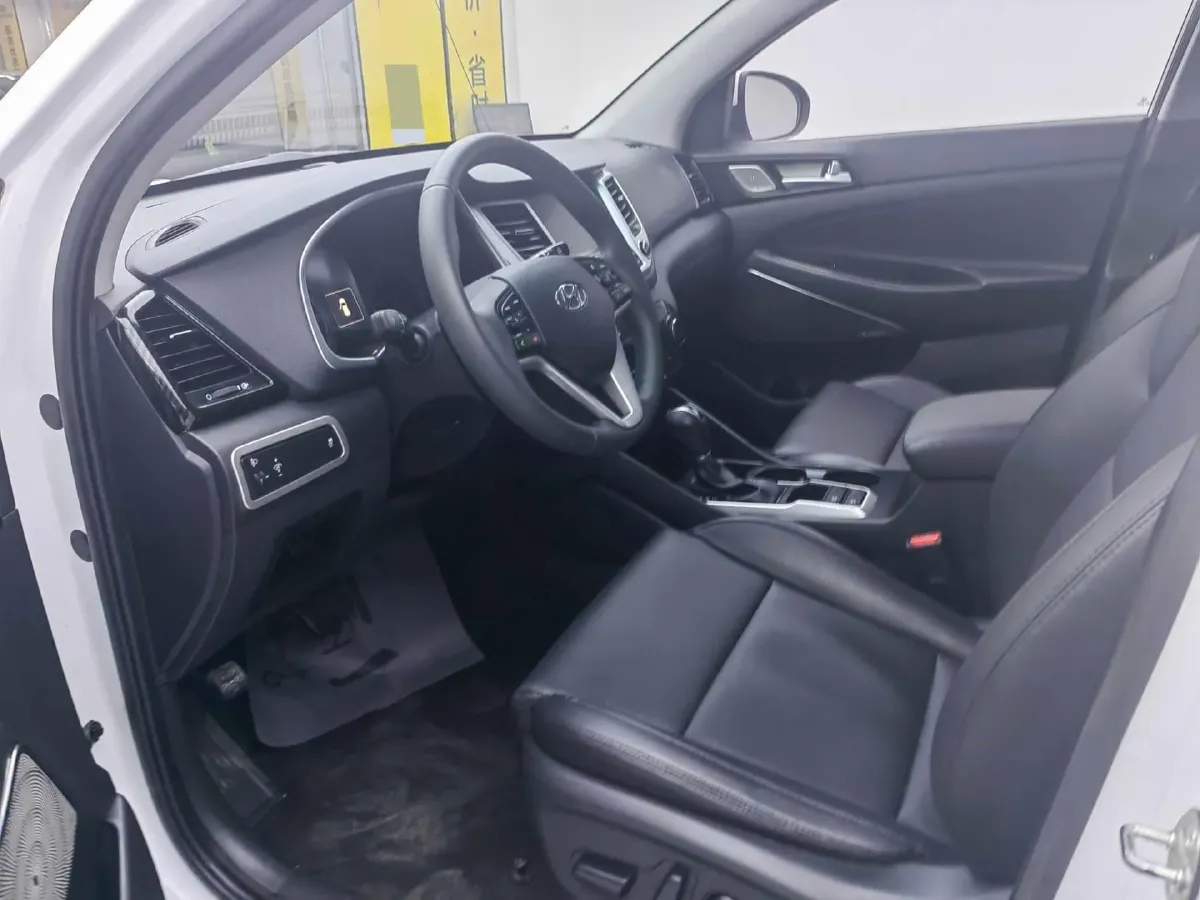 2018 Hyundai Tucson 1.6T 177HP L4 7DCT,autocango,china used car exporter,china ev exporter,chinese used car exporter,chinese used ev exporter