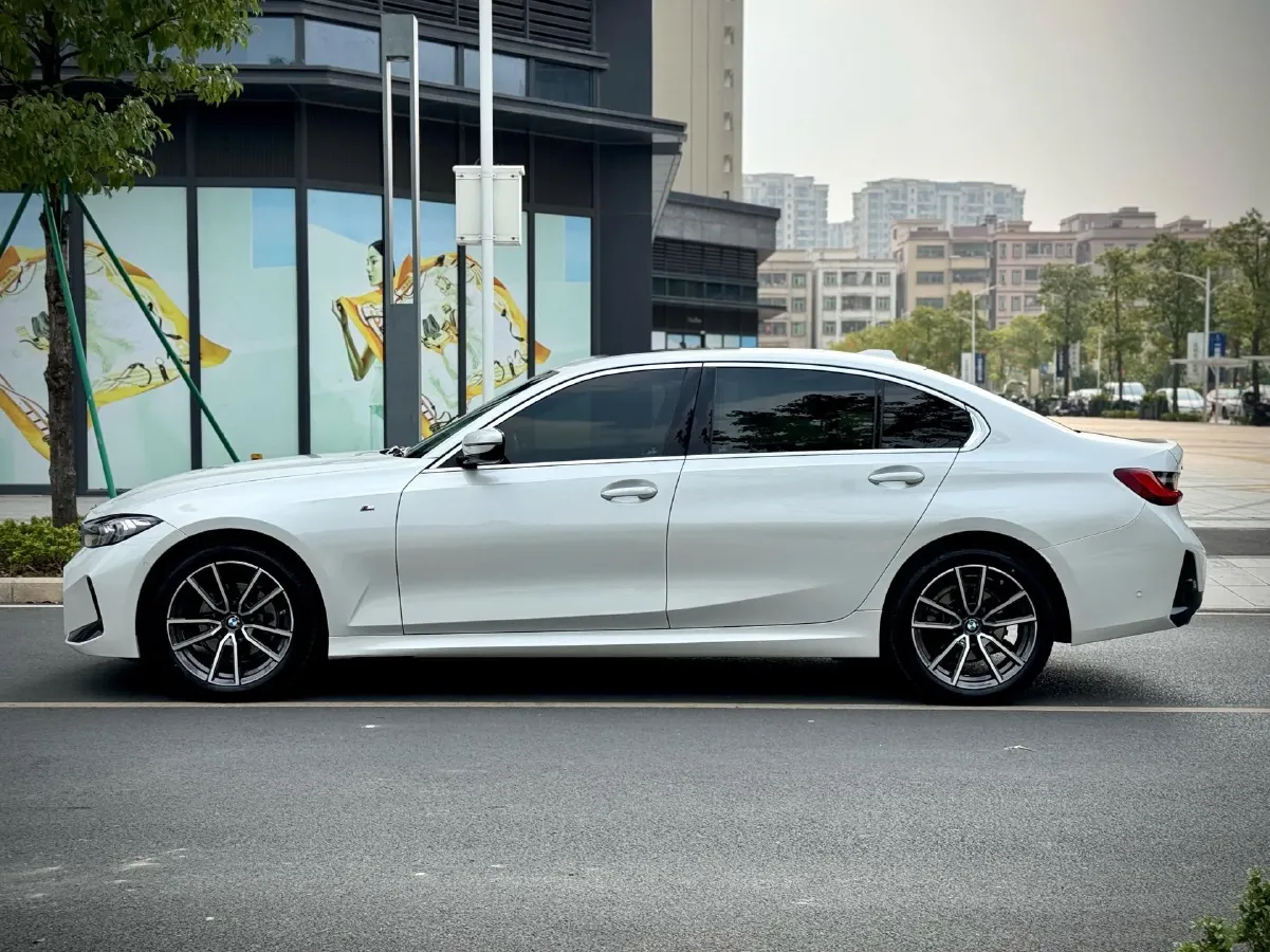 2023 BMW 3 Series 2.0T 184HP L4 8AT,autocango,china used car exporter,china ev exporter,chinese used car exporter,chinese used ev exporter