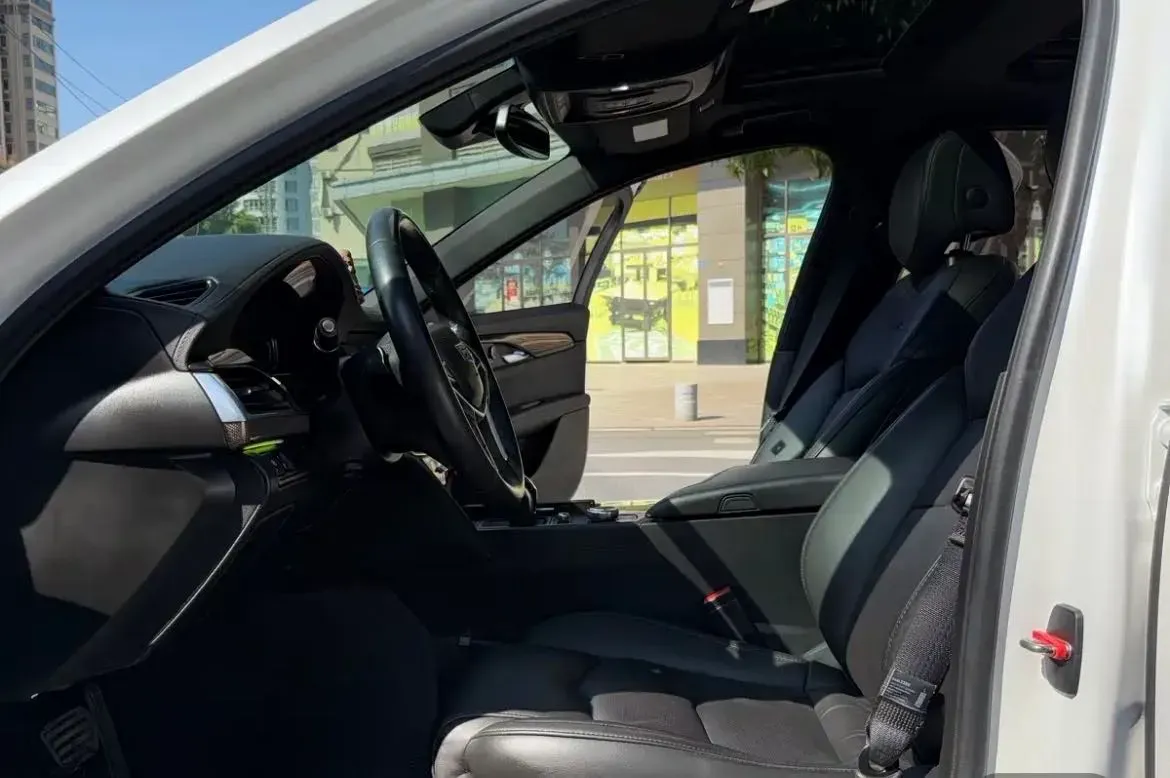 2020 Cadillac CT6 2.0T 241HP L4 10AT,autocango,china used car exporter,china ev exporter,chinese used car exporter,chinese used ev exporter