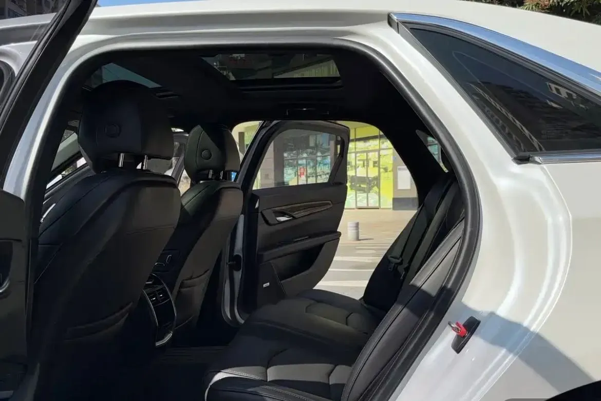 2020 Cadillac CT6 2.0T 241HP L4 10AT,autocango,china used car exporter,china ev exporter,chinese used car exporter,chinese used ev exporter