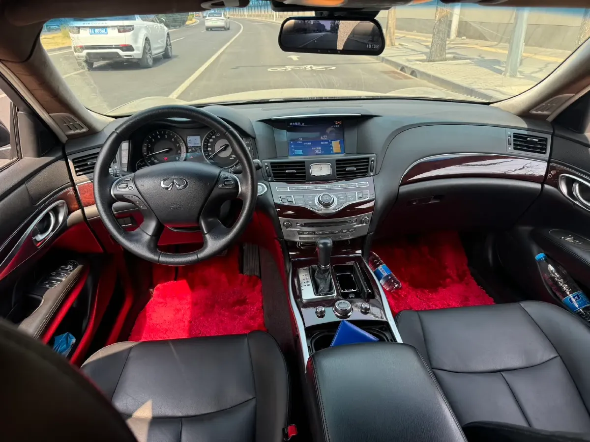 2017 HongQi H7 3.0L 231HP V6 6AT,autocango,china used car exporter,china ev exporter,chinese used car exporter,chinese used ev exporter