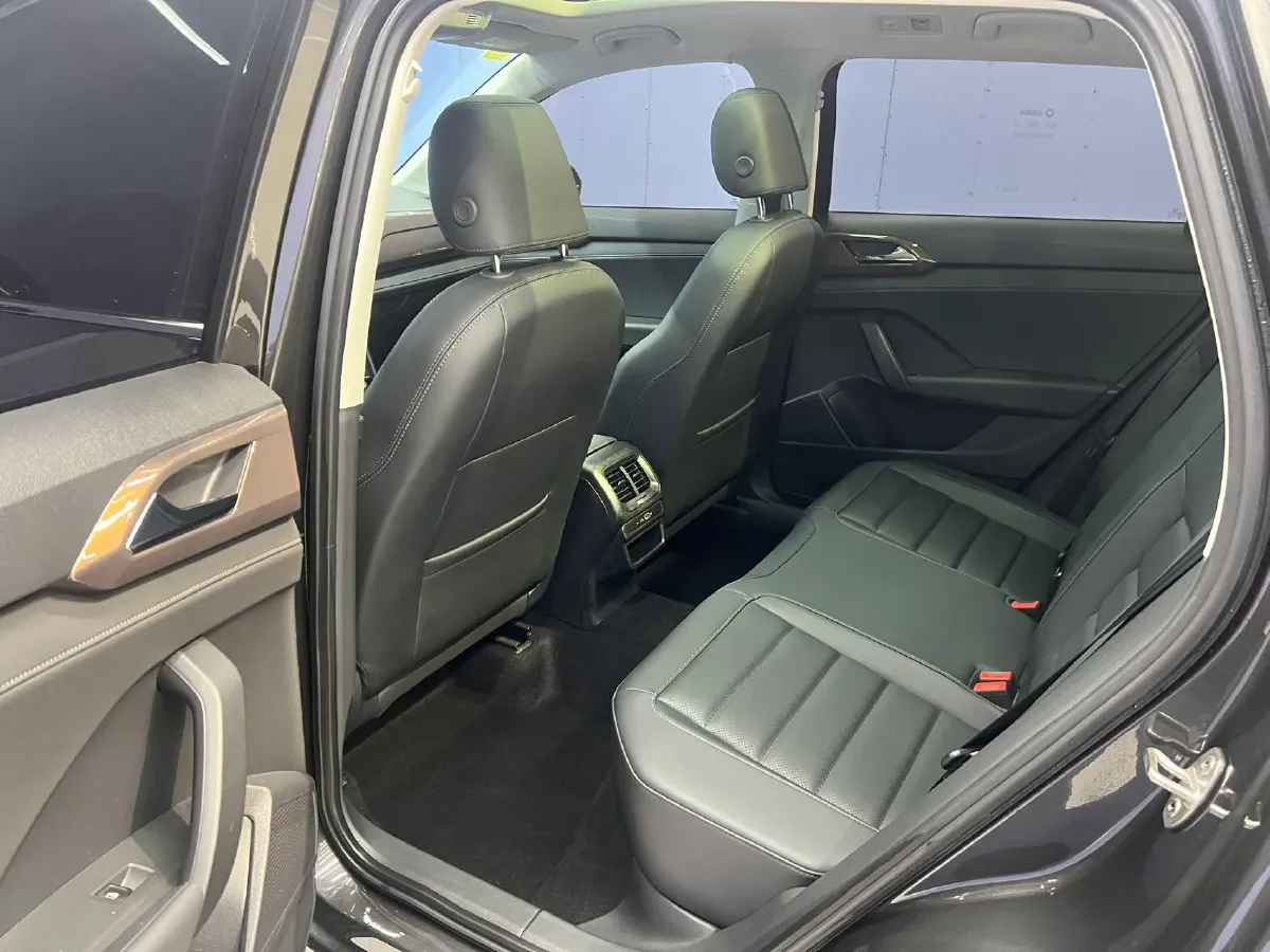 2022 Volkswagen Tharu 1.4T 150HP L4 7DCT,autocango,china used car exporter,china ev exporter,chinese used car exporter,chinese used ev exporter