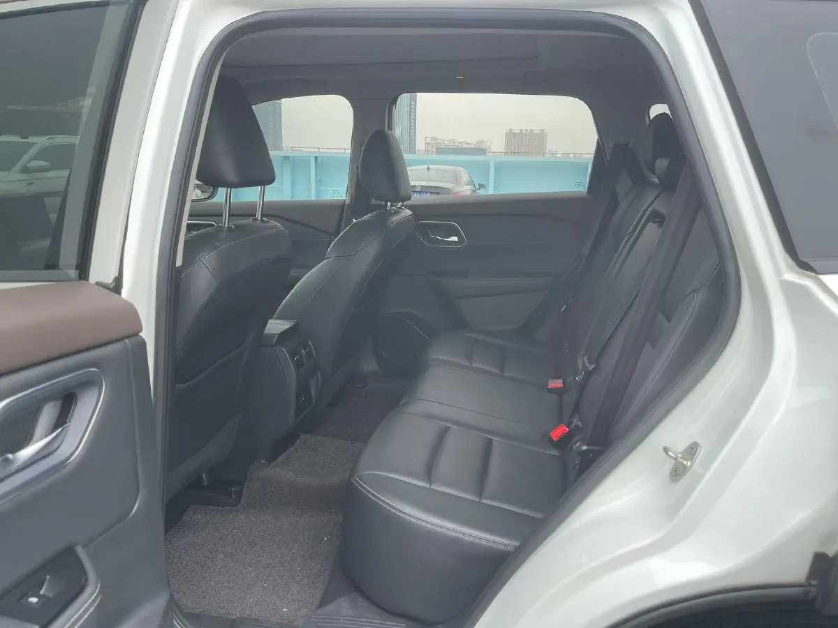 2021 Nissan X-Trail 1.5T 204HP L3 CVT,autocango,china used car exporter,china ev exporter,chinese used car exporter,chinese used ev exporter