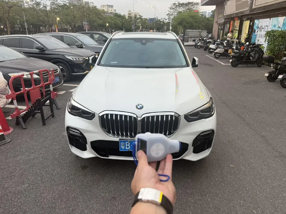 2020 BMW X5 2.0T 265HP L4 8AT,autocango,china used car exporter,china ev exporter,chinese used car exporter,chinese used ev exporter
