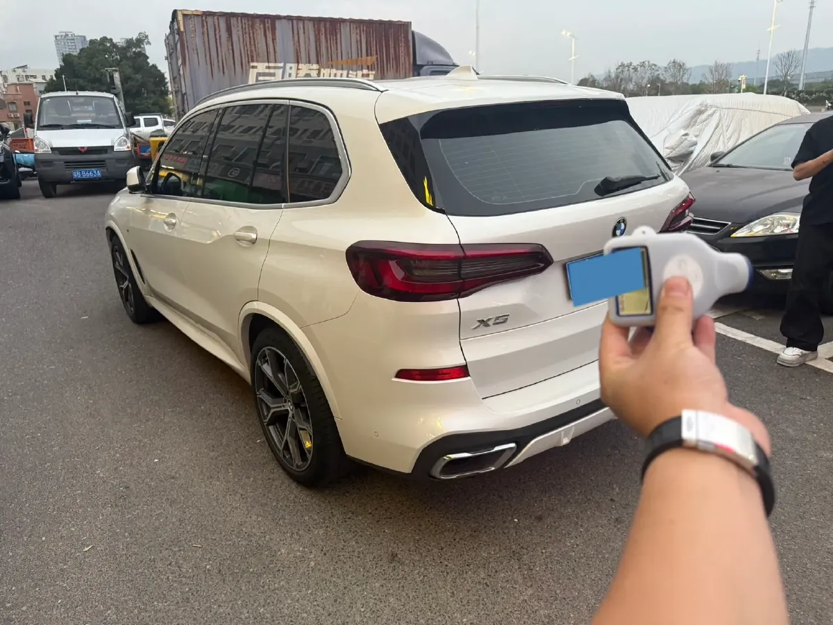 2020 BMW X5 2.0T 265HP L4 8AT,autocango,china used car exporter,china ev exporter,chinese used car exporter,chinese used ev exporter