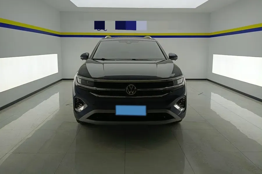 2021 Volkswagen Talagon 2.0T 220HP L4 7DCT,autocango,china used car exporter,china ev exporter,chinese used car exporter,chinese used ev exporter