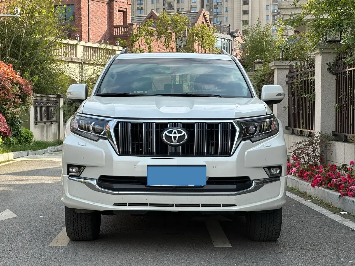 2019 Mercedes-Benz E Class 2.0T 245HP L4 9AT,autocango,china used car exporter,china ev exporter,chinese used car exporter,chinese used ev exporter