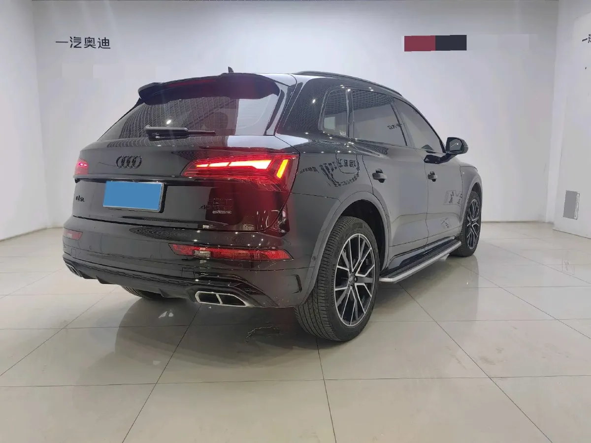 2023 Audi Q5L 2.0T 245HP L4 7DCT,autocango,china used car exporter,china ev exporter,chinese used car exporter,chinese used ev exporter