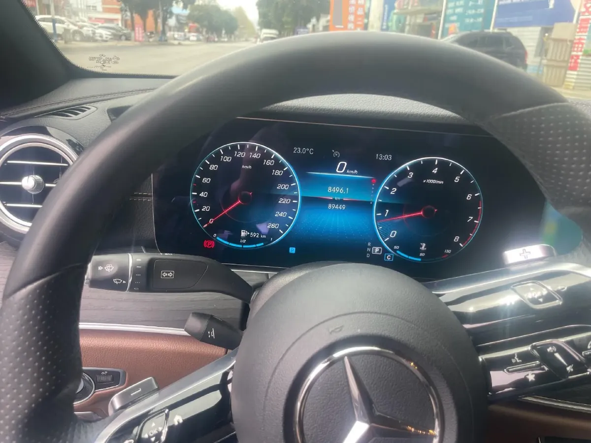 2021 Mercedes-Benz E Class 2.0T 258HP L4 9AT,autocango,china used car exporter,china ev exporter,chinese used car exporter,chinese used ev exporter