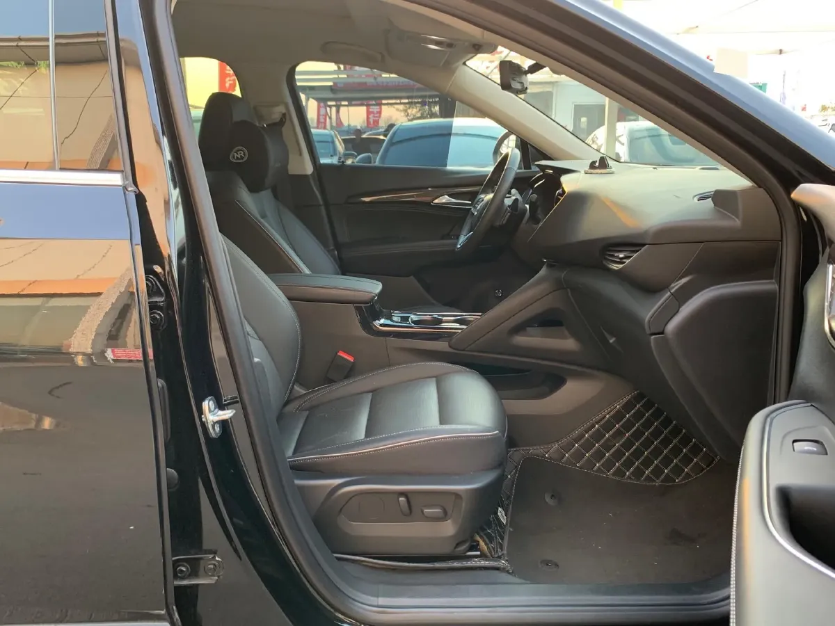 2023 Buick EnvisionPlus 2.0T 237HP L4 9AT,autocango,china used car exporter,china ev exporter,chinese used car exporter,chinese used ev exporter