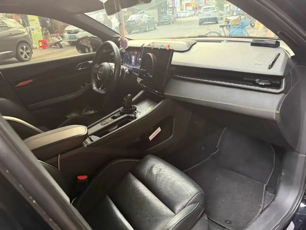 2023 Haval H5 2.0T 224HP L4 8AT,autocango,china used car exporter,china ev exporter,chinese used car exporter,chinese used ev exporter