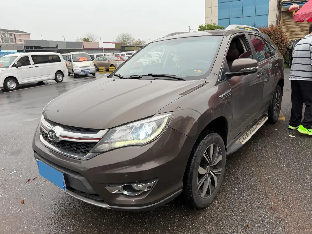 2017 BYD S7 2.0T 205HP L4 6DCT,autocango,china used car exporter,china ev exporter,chinese used car exporter,chinese used ev exporter