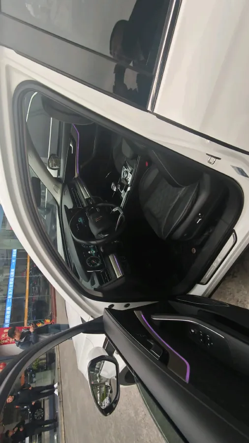 2022 HongQi HS5 2.0T 224HP L4 6AT,autocango,china used car exporter,china ev exporter,chinese used car exporter,chinese used ev exporter