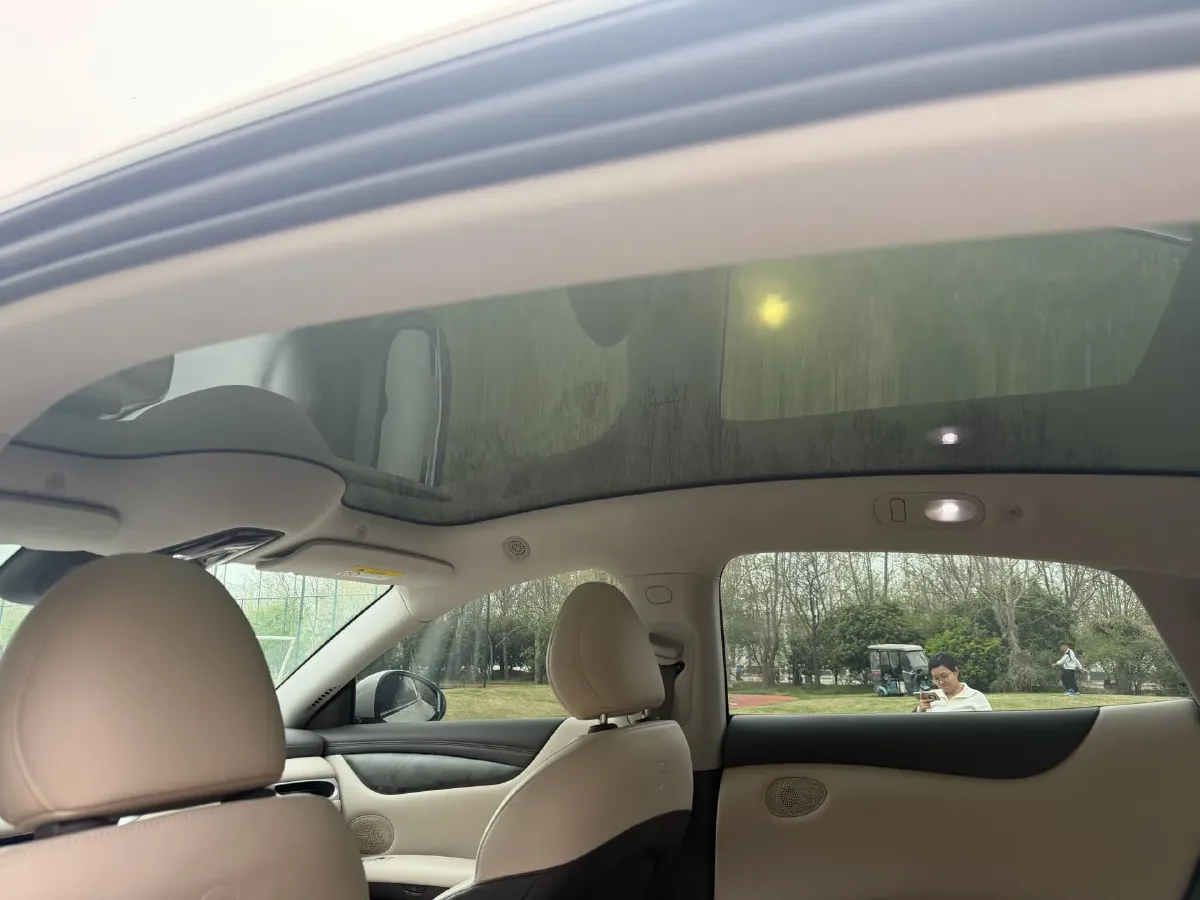 2024 IM L6 BEV 75KWH,autocango,china used car exporter,china ev exporter,chinese used car exporter,chinese used ev exporter