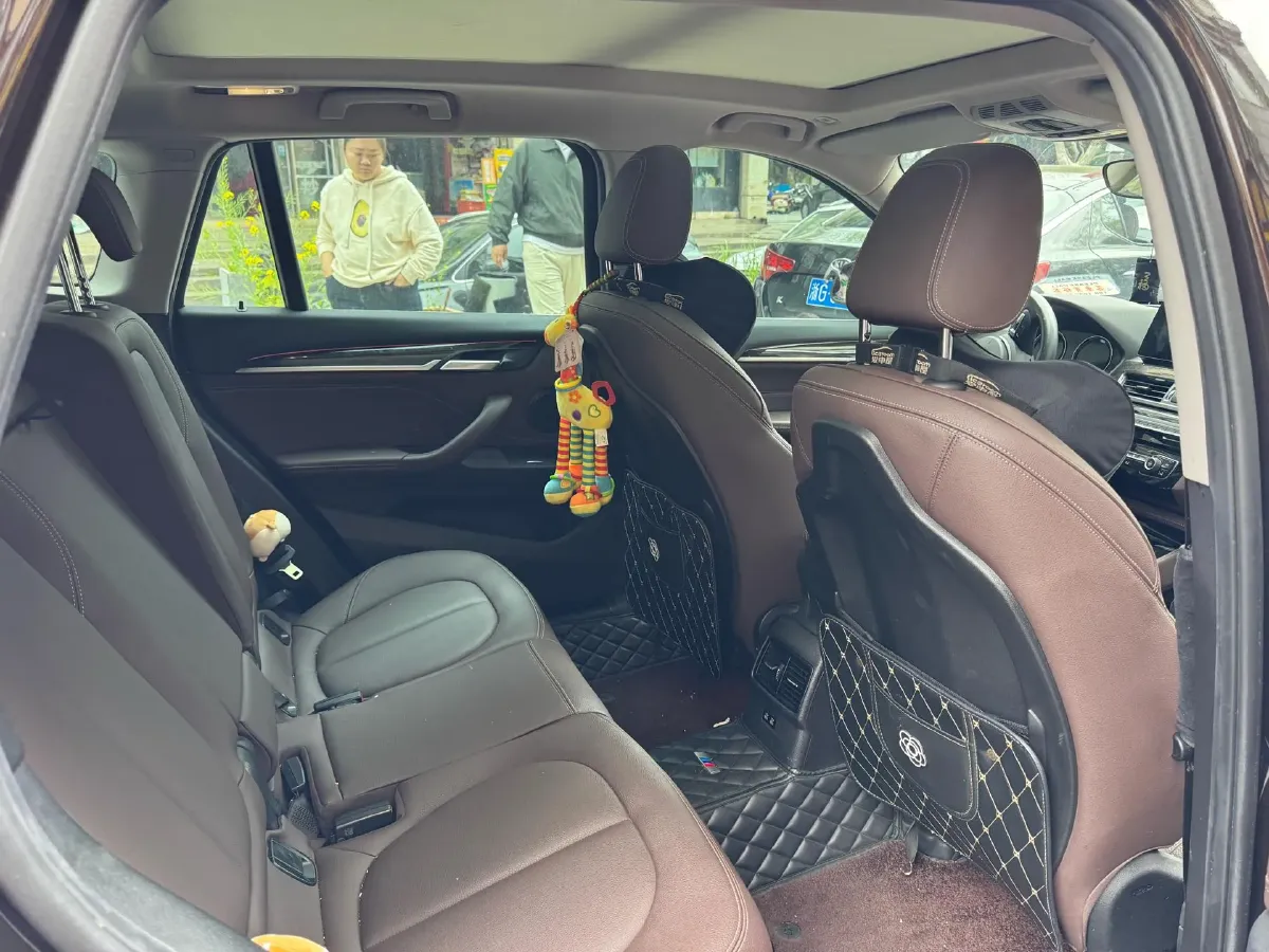 2020 BMW X1 2.0T 192HP L4 8AT,autocango,china used car exporter,china ev exporter,chinese used car exporter,chinese used ev exporter