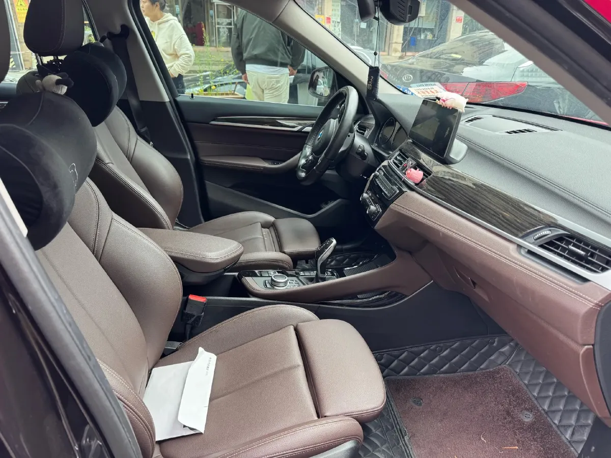 2020 BMW X1 2.0T 192HP L4 8AT,autocango,china used car exporter,china ev exporter,chinese used car exporter,chinese used ev exporter