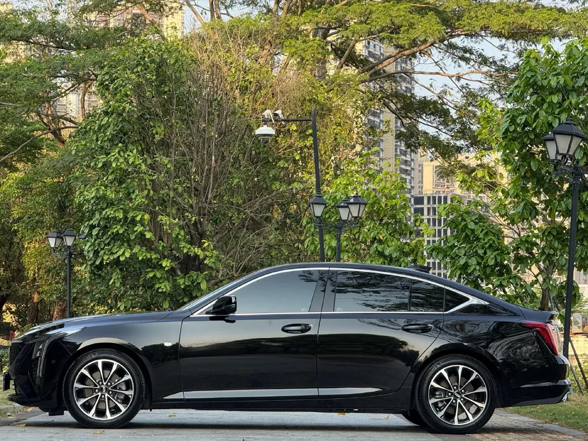 2025 Cadillac CT5 2.0T 237HP L4 10AT,autocango,china used car exporter,china ev exporter,chinese used car exporter,chinese used ev exporter
