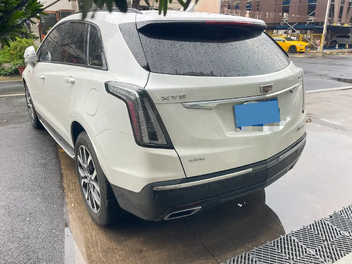 2022 Cadillac XT5 2.0T 237HP L4 9AT,autocango,china used car exporter,china ev exporter,chinese used car exporter,chinese used ev exporter
