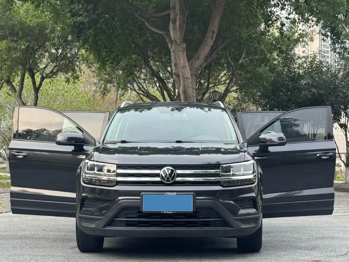 2021 Volkswagen Tharu 1.4T 150HP L4 7DCT,autocango,china used car exporter,china ev exporter,chinese used car exporter,chinese used ev exporter
