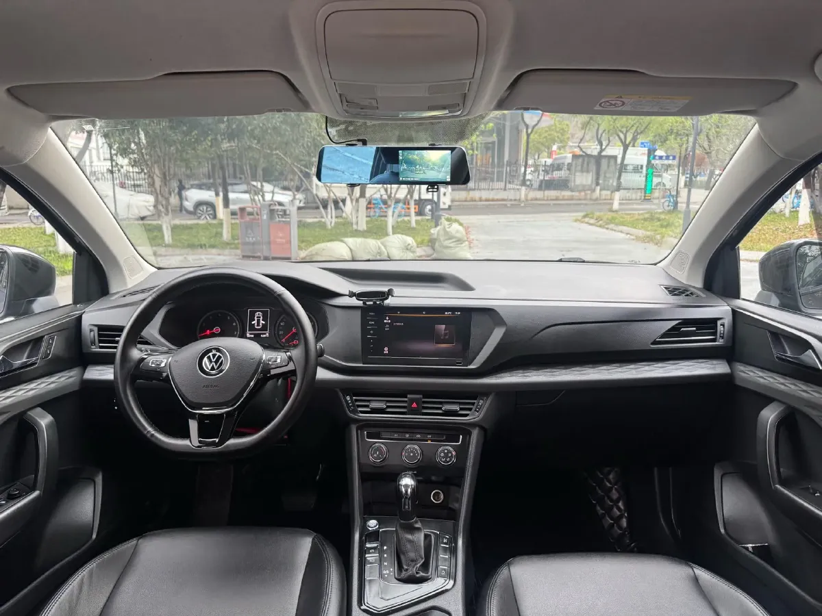 2021 Volkswagen Tharu 1.4T 150HP L4 7DCT,autocango,china used car exporter,china ev exporter,chinese used car exporter,chinese used ev exporter