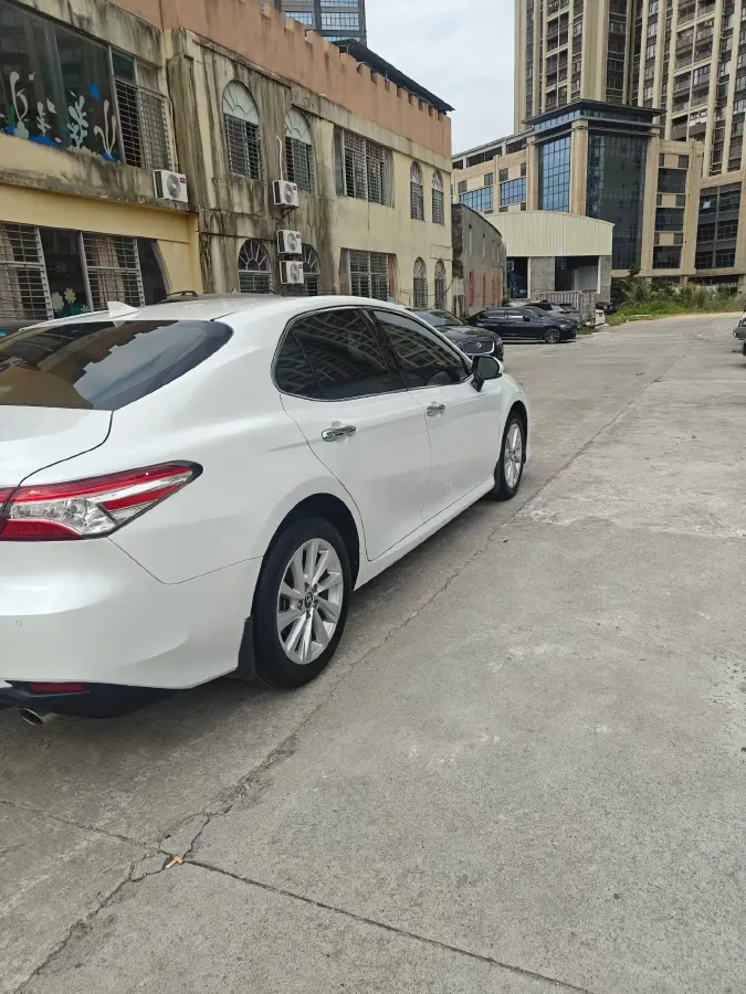2021 Toyota Camry 2.0L 178HP L4 CVT,autocango,china used car exporter,china ev exporter,chinese used car exporter,chinese used ev exporter