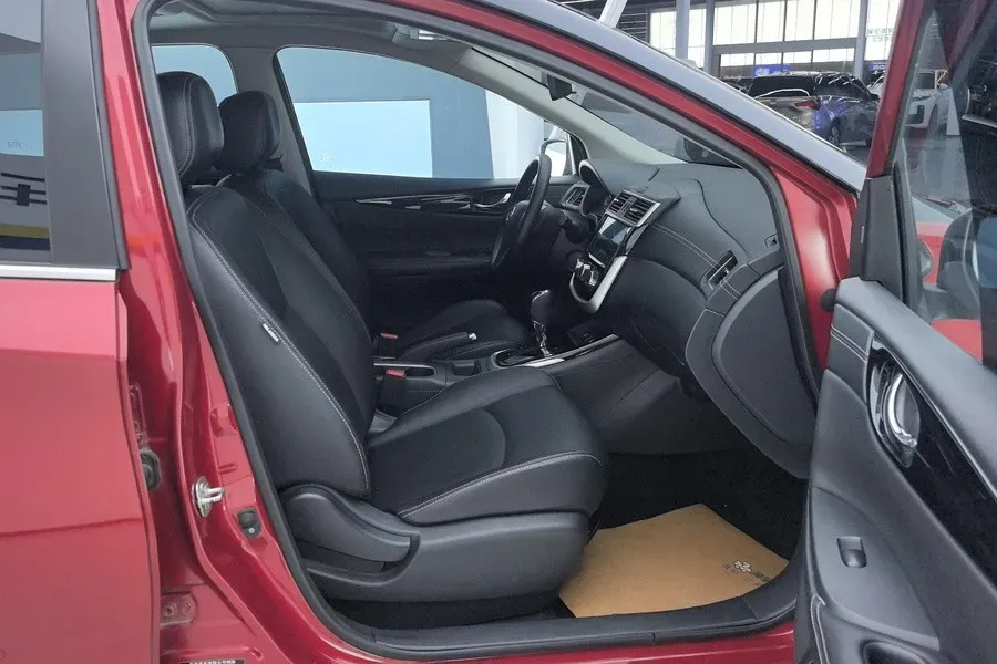 2021 Nissan Tiida 1.6L 122HP L4 CVT,autocango,china used car exporter,china ev exporter,chinese used car exporter,chinese used ev exporter