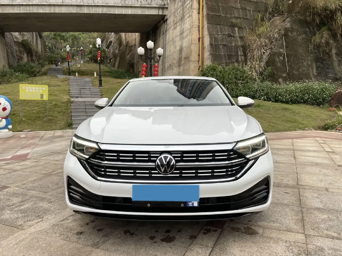2023 Volkswagen Sagitar 1.4T 150HP L4 7DCT,autocango,china used car exporter,china ev exporter,chinese used car exporter,chinese used ev exporter