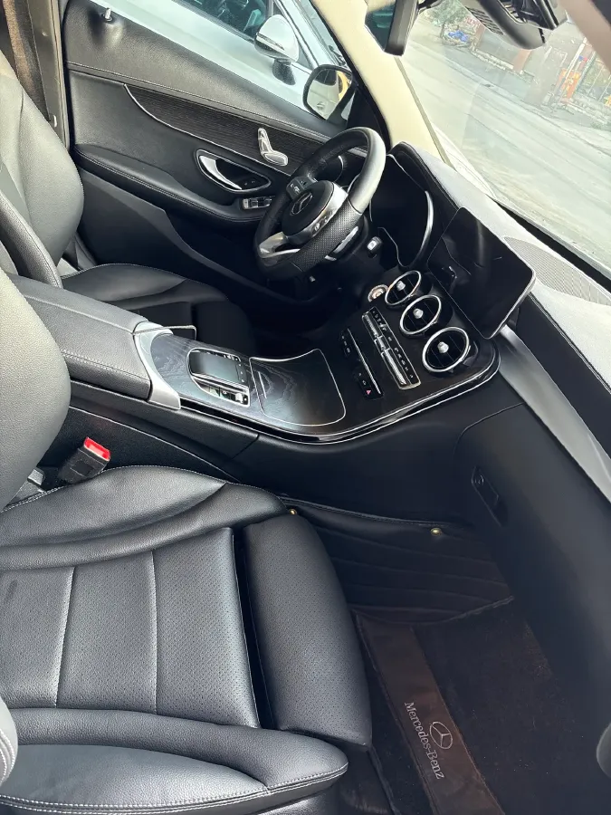 2021 Mercedes-Benz C Class 1.5T 156HP L4 9AT,autocango,china used car exporter,china ev exporter,chinese used car exporter,chinese used ev exporter