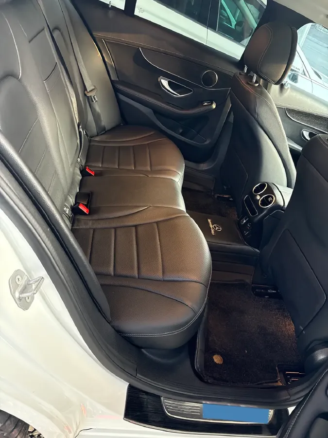 2021 Mercedes-Benz C Class 1.5T 156HP L4 9AT,autocango,china used car exporter,china ev exporter,chinese used car exporter,chinese used ev exporter