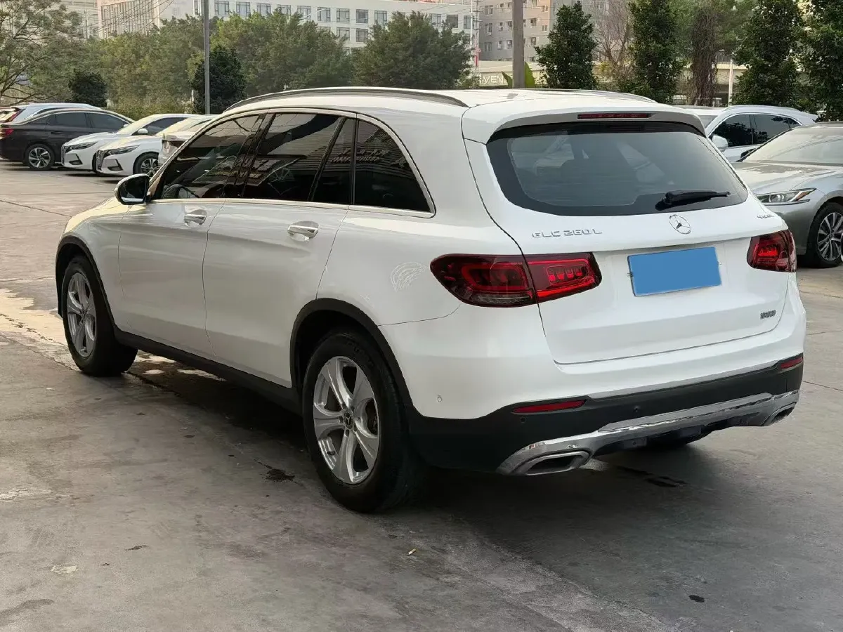 2021 Mercedes-Benz GLC Class 2.0T 197HP L4 9AT,autocango,china used car exporter,china ev exporter,chinese used car exporter,chinese used ev exporter