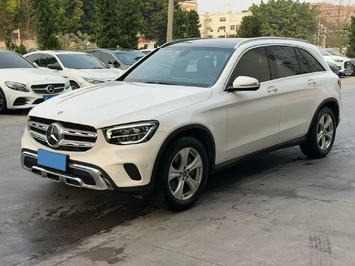 2021 Mercedes-Benz GLC Class 2.0T 197HP L4 9AT,autocango,china used car exporter,china ev exporter,chinese used car exporter,chinese used ev exporter