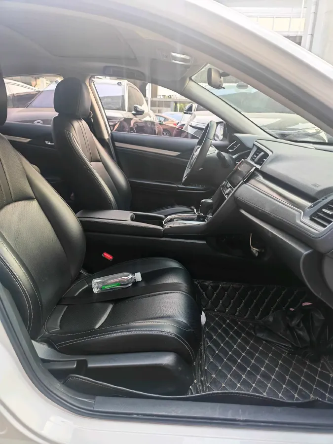 2019 Honda Civic 1.5T 177HP L4 CVT,autocango,china used car exporter,china ev exporter,chinese used car exporter,chinese used ev exporter