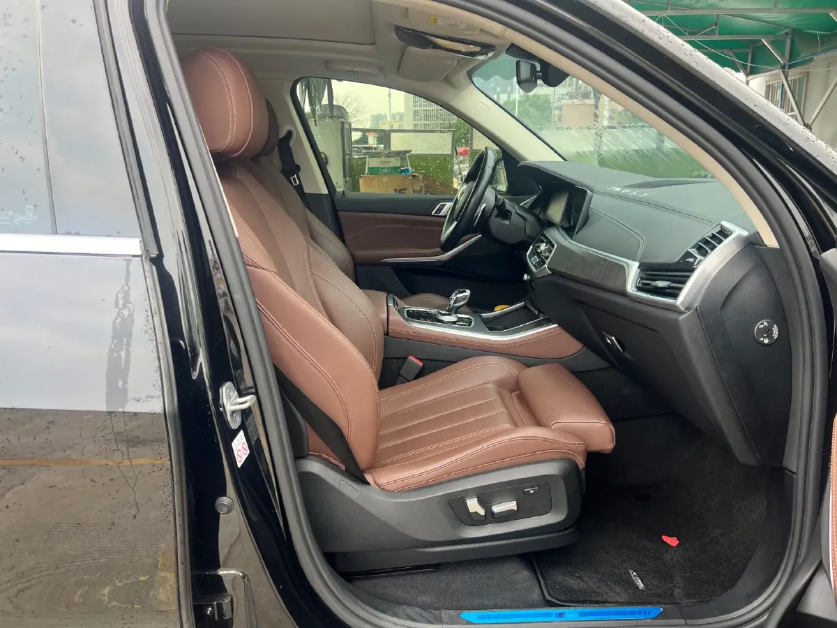 2022 BMW X5 2.0T 265HP L4 8AT,autocango,china used car exporter,china ev exporter,chinese used car exporter,chinese used ev exporter