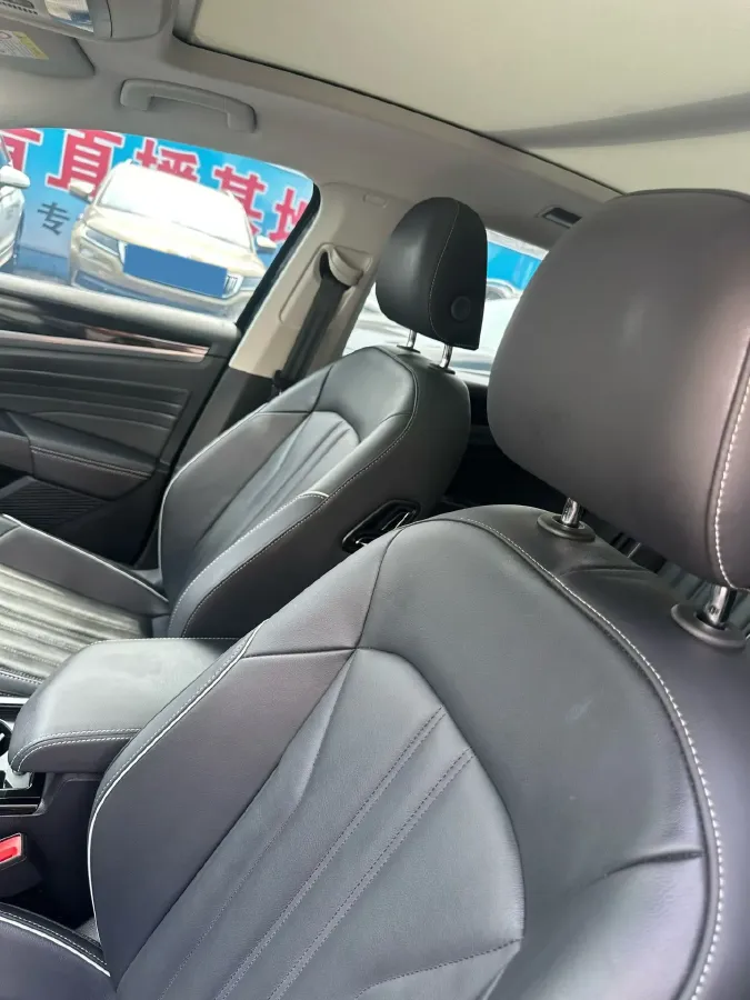 2023 Volkswagen Passat 2.0T 186HP L4 7DCT,autocango,china used car exporter,china ev exporter,chinese used car exporter,chinese used ev exporter