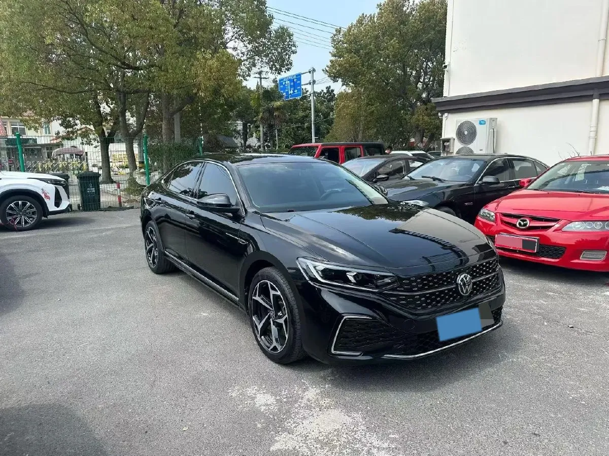 2023 Volkswagen Passat 2.0T 186HP L4 7DCT,autocango,china used car exporter,china ev exporter,chinese used car exporter,chinese used ev exporter