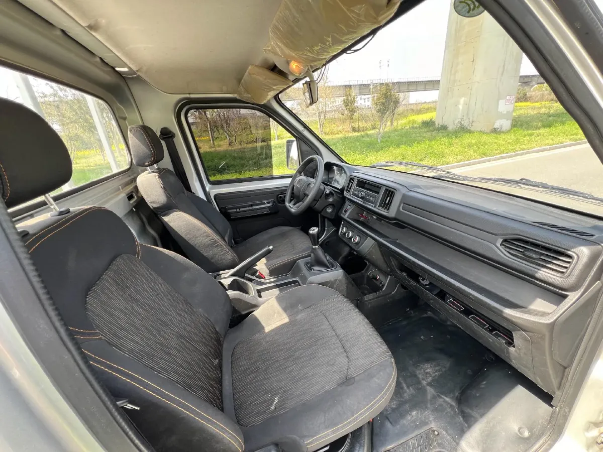 2022 Karry X6 1.6L 122HP L4 5MT,autocango,china used car exporter,china ev exporter,chinese used car exporter,chinese used ev exporter