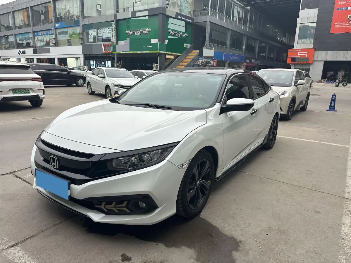 2019 Honda Civic 1.5T 177HP L4 CVT,autocango,china used car exporter,china ev exporter,chinese used car exporter,chinese used ev exporter