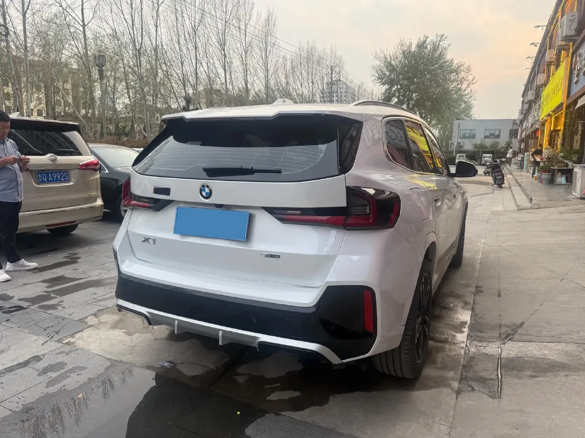 2024 BMW X1 2.0T 204HP L4 7DCT,autocango,china used car exporter,china ev exporter,chinese used car exporter,chinese used ev exporter