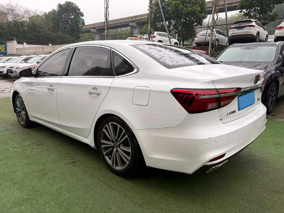 2019 Roewe i6 1.6L 125HP L4 5MT,autocango,china used car exporter,china ev exporter,chinese used car exporter,chinese used ev exporter