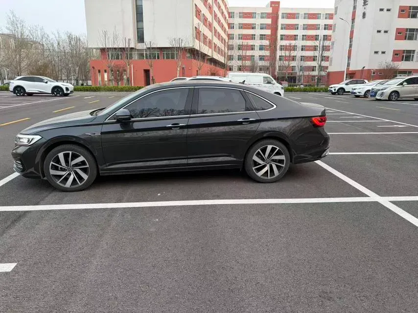 2024 Volkswagen Sagitar 1.5T 160HP L4 7DCT,autocango,china used car exporter,china ev exporter,chinese used car exporter,chinese used ev exporter