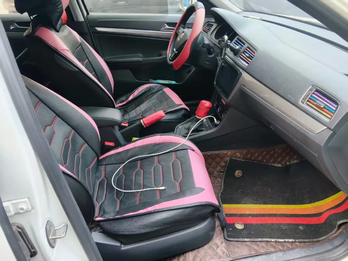 2017 Volkswagen Lavida 1.4T 131HP L4 7DCT,autocango,china used car exporter,china ev exporter,chinese used car exporter,chinese used ev exporter